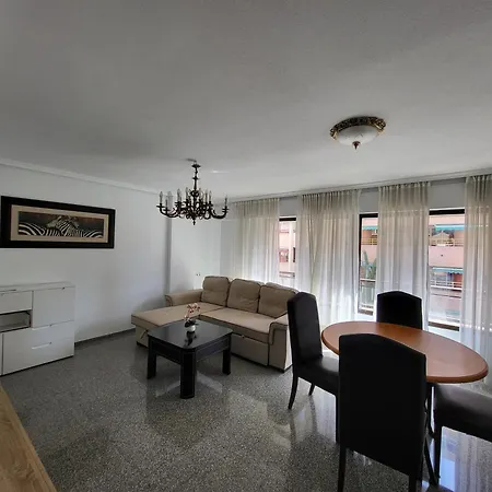 Amistosa, Habitacion Con Balcon, Alicante, Playa, Centro, Rambla, Mercado *