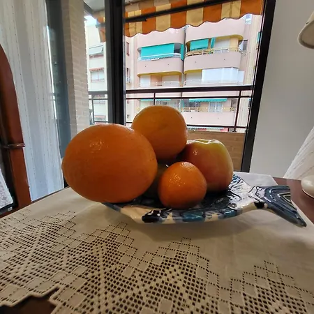 Amistosa, Habitacion Con Balcon, Alicante, Playa, Centro, Rambla, Mercado Homestay Alicante