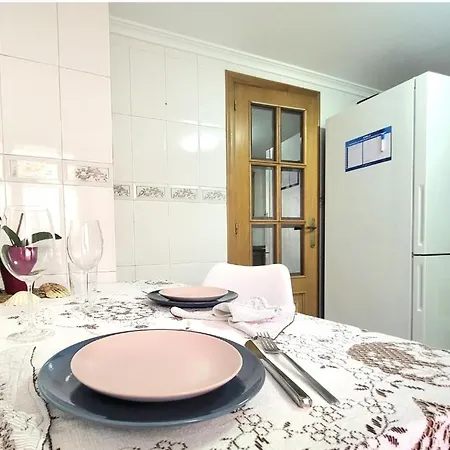 Amistosa, Habitacion Con Balcon, Alicante, Playa, Centro, Rambla, Mercado Séjour chez l'habitant *