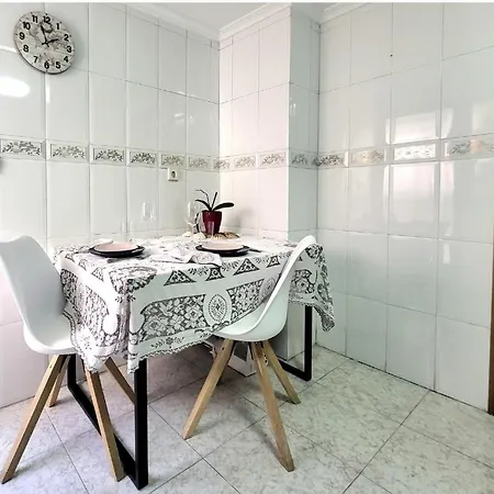 Séjour chez l'habitant Amistosa, Habitacion Con Balcon, Alicante, Playa, Centro, Rambla, Mercado *